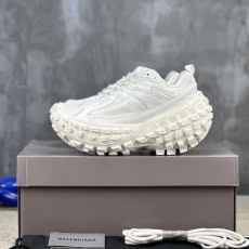 Balenciaga Low Shoes